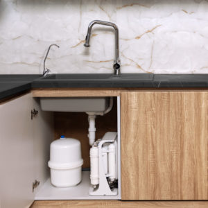 4-х ступенчатый фильтр с обратным осмосом (с насосом)